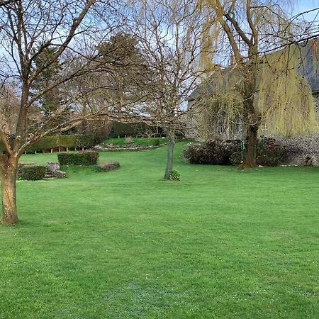 Вілла Le Nalousie Livry  Екстер'єр фото